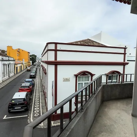 Guestready - Gaveto De Lisboa * 蓬塔德尔加达